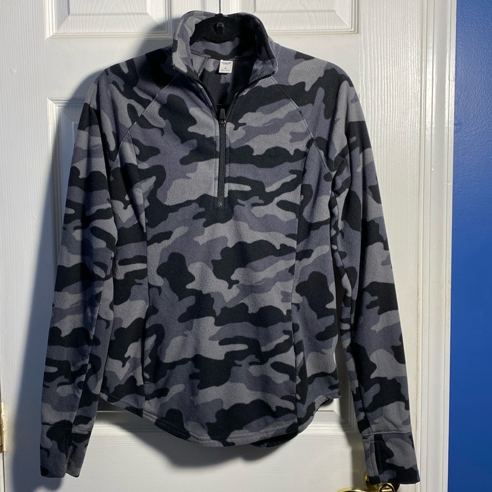 Old Navy Camouflage Women Fleece Pullover Small Tall